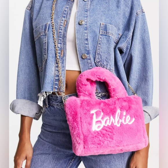 Skinnydip x Barbie Pink Plush Fluffy Convertible Crossbody/Tote Bag 💖 - Picture 6 of 10